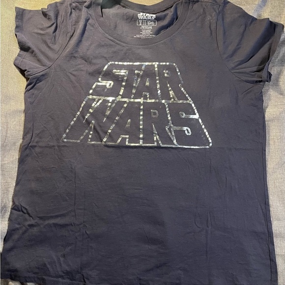 2/$30 Star Wars Logo Metallic T-Shirt - Picture 1 of 6